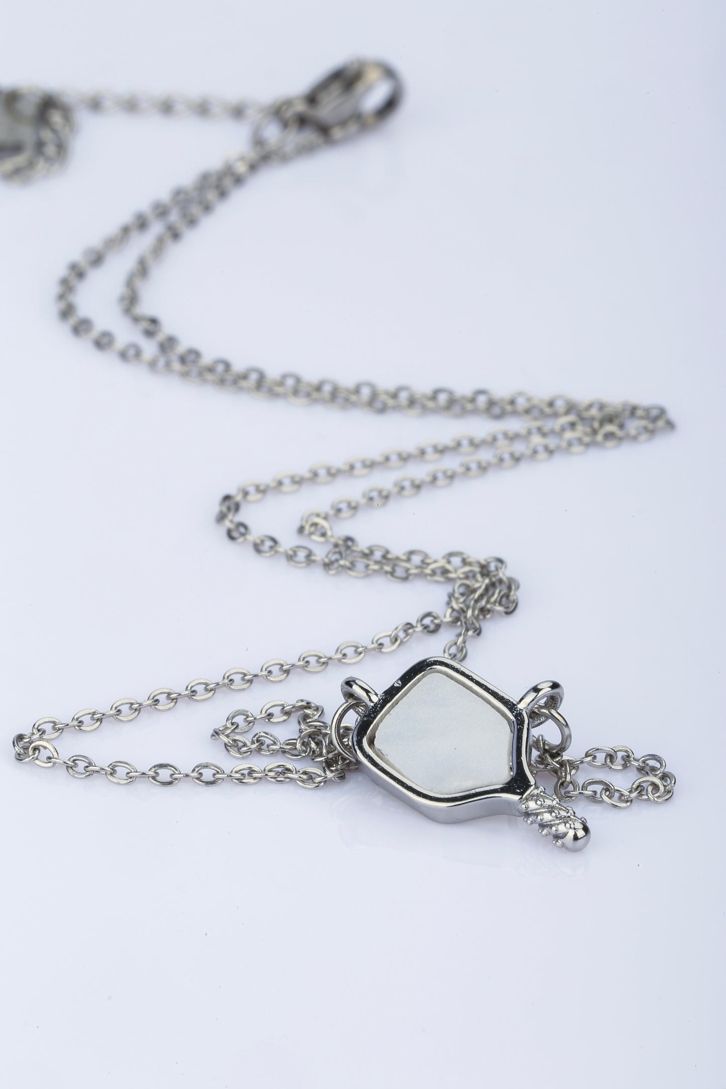 The Rally Pendant – Silver